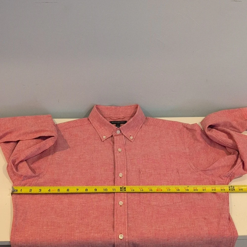 Banana Republic Men's L Regular Fit Linen- Cotton Button Down Long Sleeve Shirt